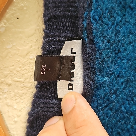 DIESEL Sweater. - Picture 4 of 8